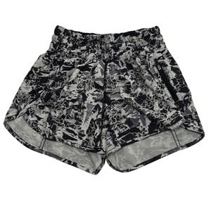 Lululemon Tracker Shorts Black White Abstract Print Elastic Zip‎ Pocket Size 4